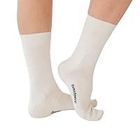 Remedywear Soft Moisturizing Eczema Socks for Adults,Inflammation Relief with Tencel and Zinc (White, Meduim)