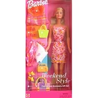 Barbie Weekend Style Fashion and Accessory Gift Set (2001)