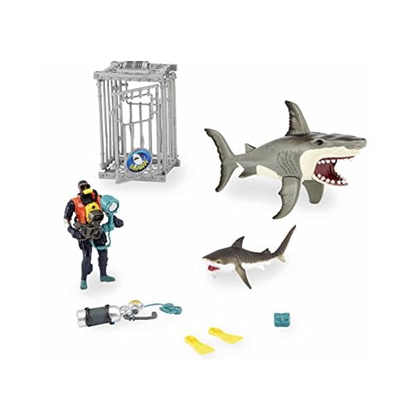 Mua Animal Planet Deep Sea Shark Playset (with Great White Shark, Diver and  Cage) trên Amazon Anh chính hãng 2023 | Fado