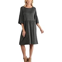 Solid, 3/4 Sleeve midi Dress in a Relaxed Style with a Crew Neck and Pleated Detailing