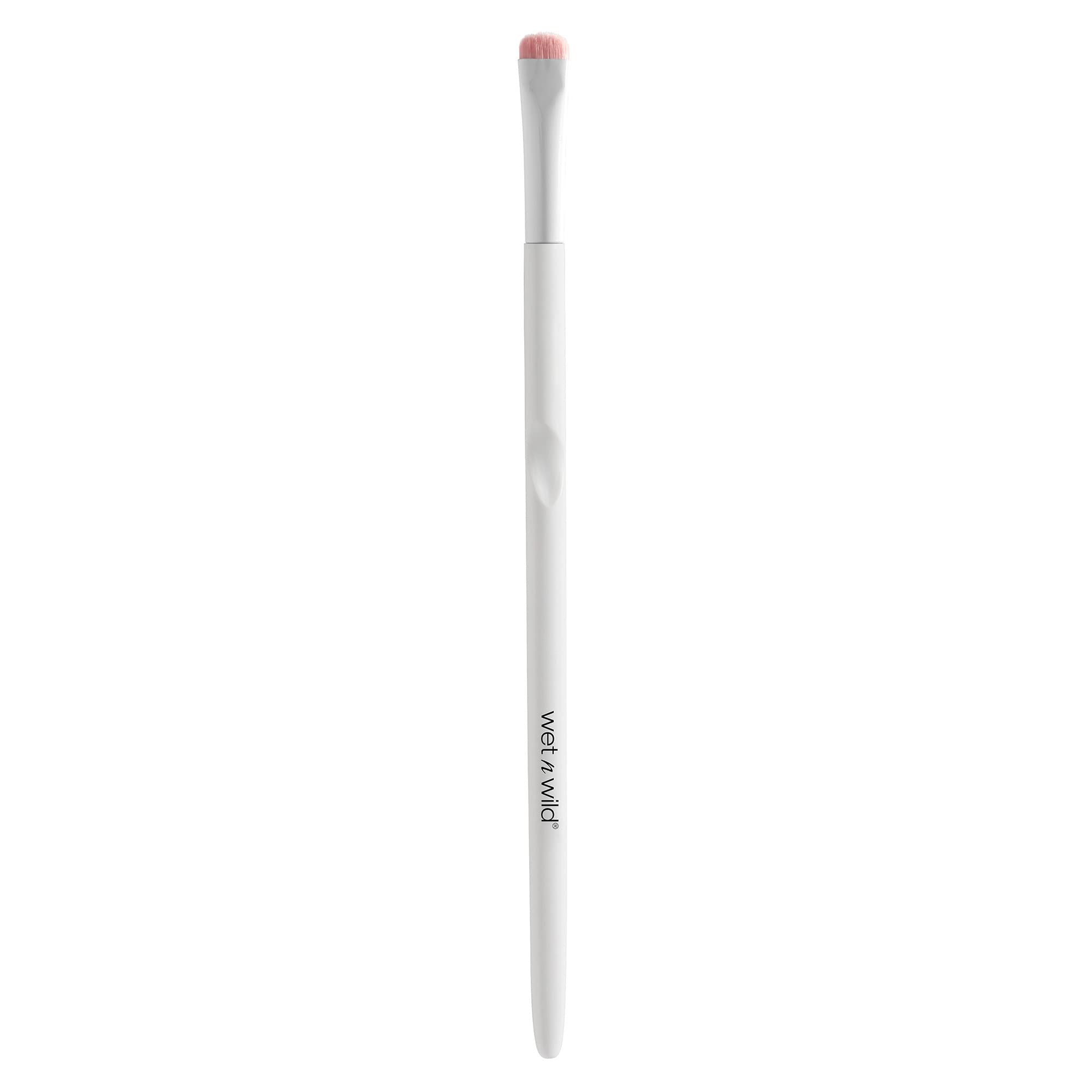 wet n wild Makeup Brush| Flat Eyeliner Brush| Ultra-Thin Precision| Ergonomic Handle