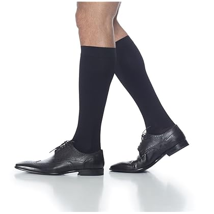 SIGVARIS Men’s DYNAVEN Closed Toe Calf-High Socks 15-20mmHg