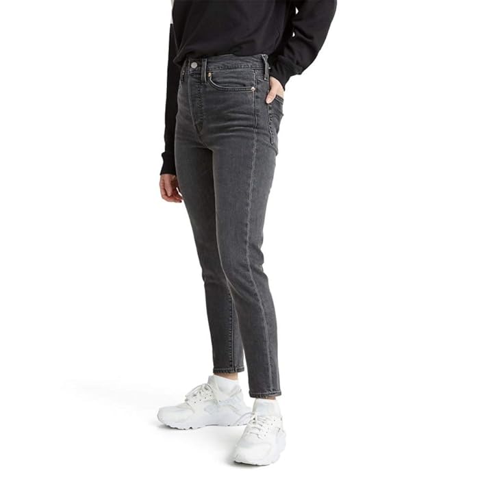 Mua Levi's Women's Wedgie Skinny Jeans (Standard and Plus) trên Amazon Mỹ  chính hãng 2022 | Fado