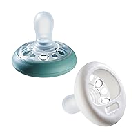 Tommee Tippee Breast-Like Pacifier, 0-6 Month Pack of 2 Pacifiers with Breast-Like Baglet, Symmetrical Design, and BPA Free