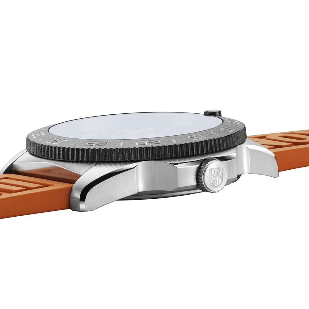 Luminox Pacific Diver 44mm Blue Dial with Orange Rubber Swiss Quartz Watch 3123.RF