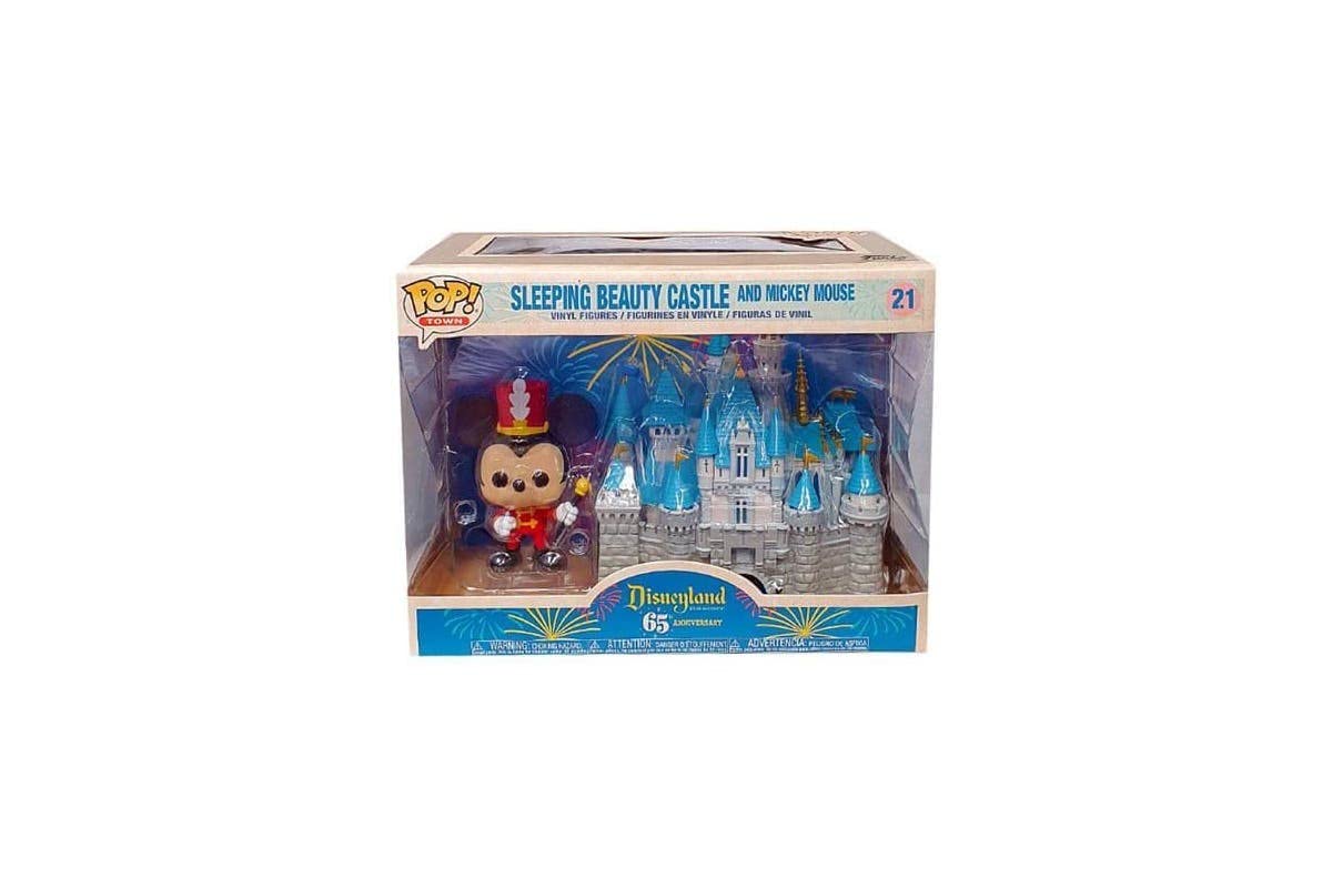 Funko Pop! Town: Disney 65th - Disney Castle with Mickey, 6