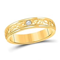 The Diamond Deal 14kt Yellow Gold Mens Round Diamond Hammered Solitaire Wedding Ring 1/12 Cttw