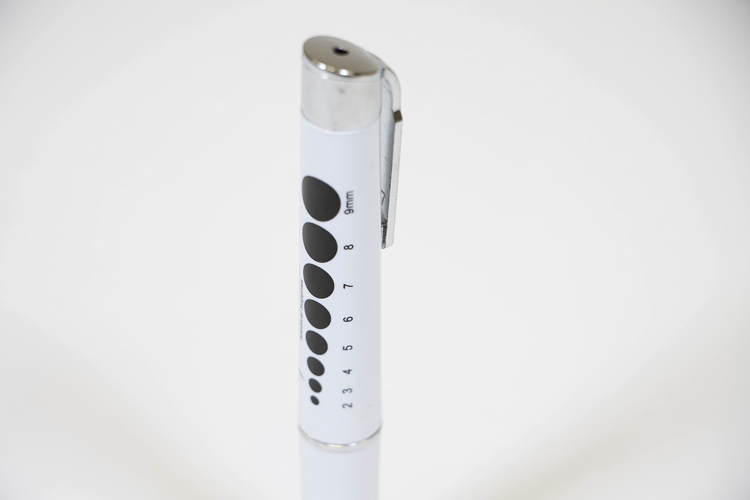 Primacare DL-9325-2 Pack of 2 LED Diagnostic Penlight with Imprinted Pupil Gauge, Reusable and Lightweight Medical Pen Light for Nurse, Student, Doctors EMT, Batteries Included, White