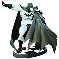DC Comics Batman: Black & White Statue: Andy Kubert