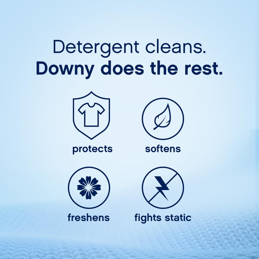 Downy Ultra Laundry Liquid Fabric Softener (Fabric Conditioner), Clean Breeze, 44 fl oz, 60 Loads