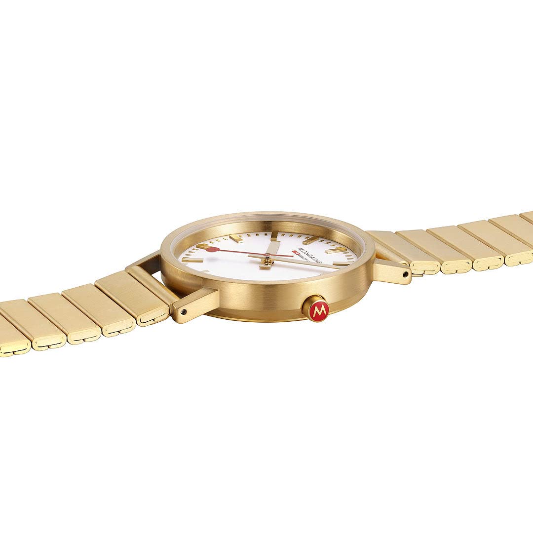 Mondaine Classic Official Swiss Railways Watch | Gold Plated/Metal Bracelet