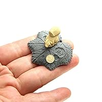 Chinese Yixing Pure Clay Tea Ceremony Decoration Mini-Tea Pet Squirrel on The Leaf