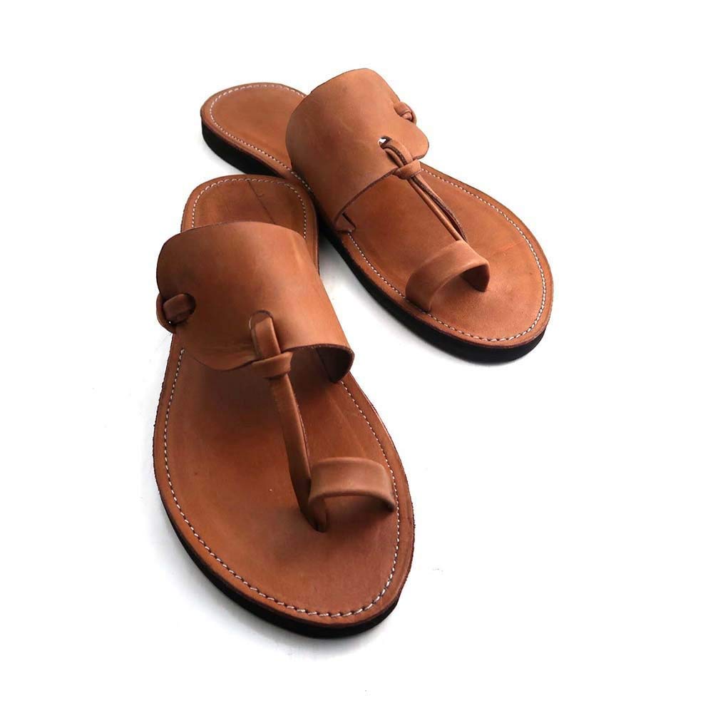 High Grade Quality Leather Low Priced Custom Made Designer Sandal for Men  with Thumb Support