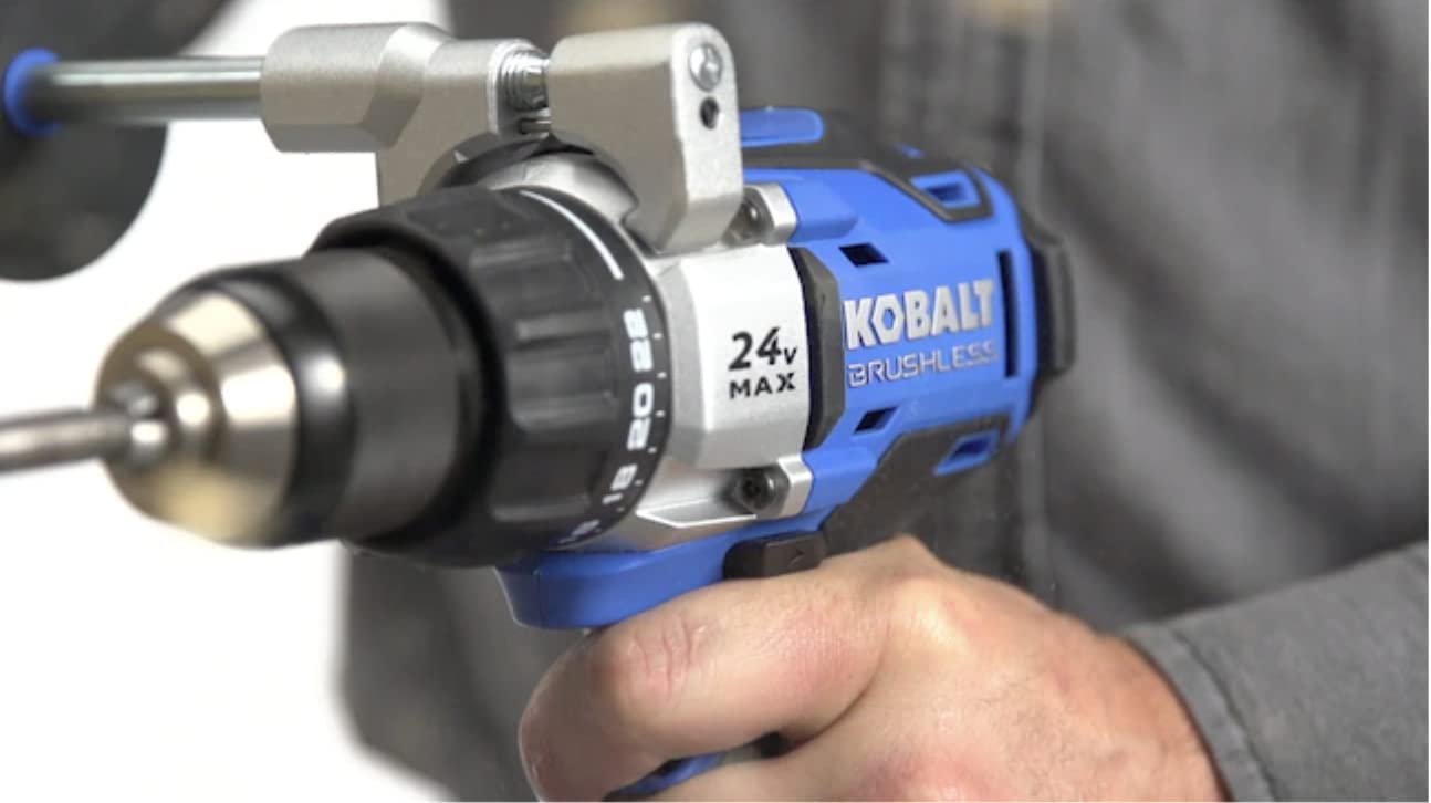 Kobalt 24-Volt Max Lithium Ion (Li-ion) 1/2-in Cordless Brushless Drill with Battery and Soft Case