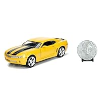 Transformers 1:24 Bumblebee 2006 Chevy Camaro Die-Cast Car w/Robot on Chassis & Collectible Coin, Toys for Kids and Adults
