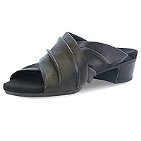 Munro Women's Heeled Sandals