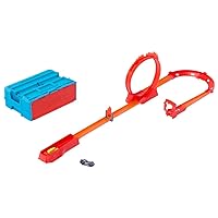 Hot Wheels Track Builder Playset Flame Stunt Pack with 16 Component Parts & 1:64 Scale Toy Car in Storage Container Multi