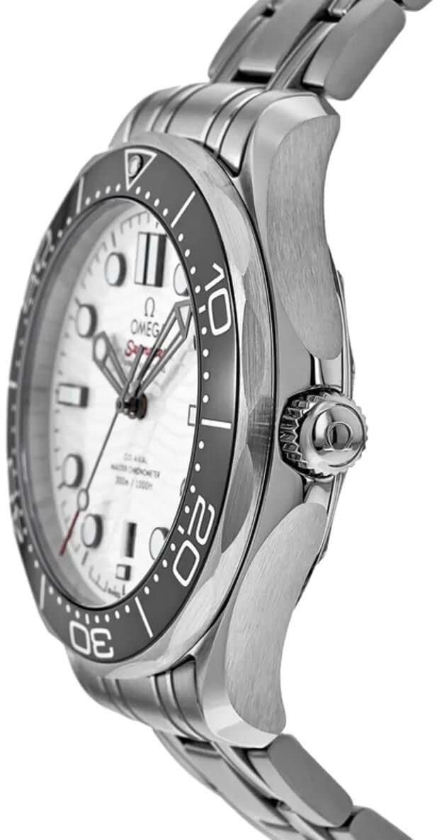 Omega Seamaster Diver 300M White Dial Men's Watch 210.30.42.20.04.001