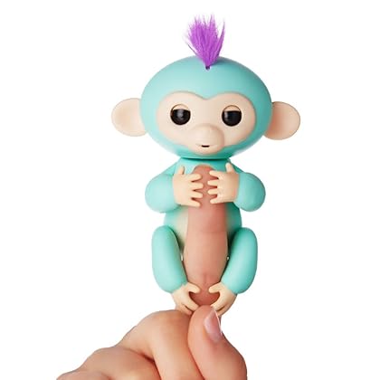 Fingerlings - Interactive Baby Monkey - Zoe