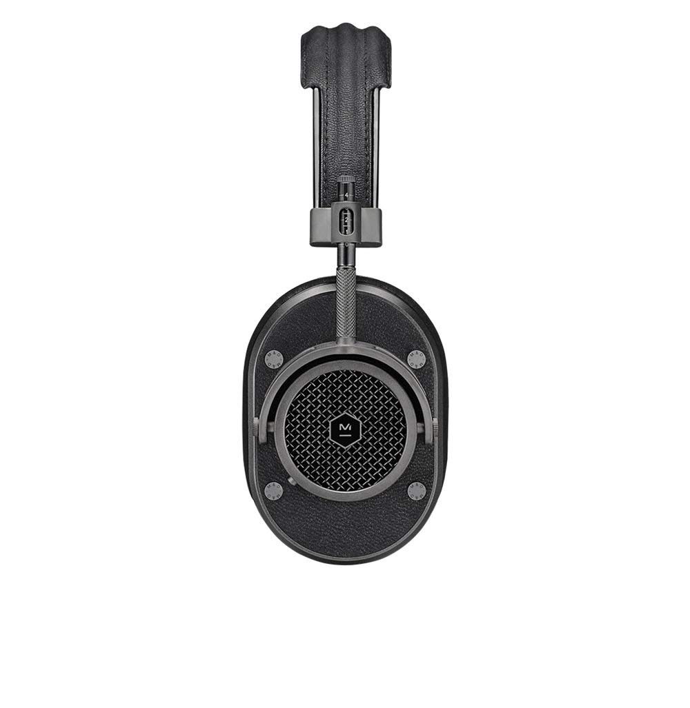 MASTER & DYNAMIC MH40 Over-Ear Headphones with Wire - Noise Isolating with Mic Recording Studio Headphones with Superior Sound