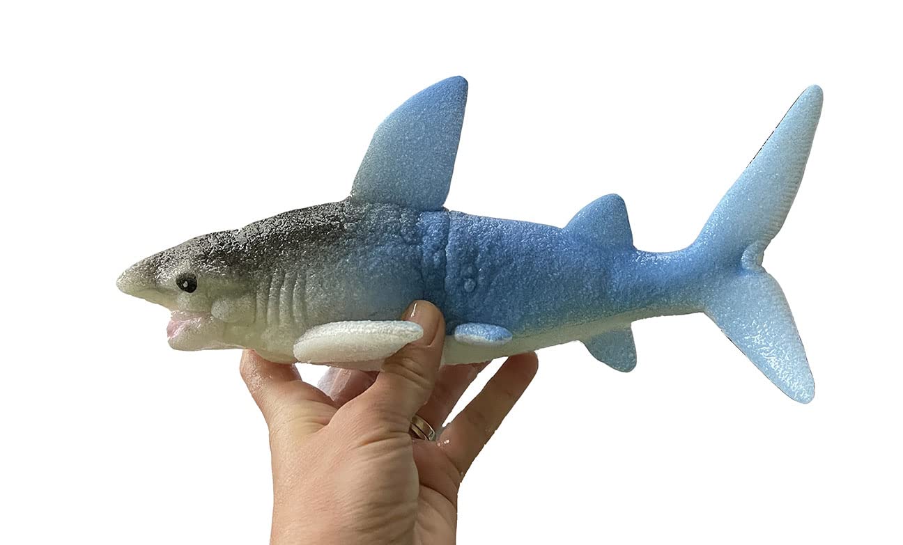 1 Jumbo Grow a Shark in Water - Add Water and it Grows up to 11