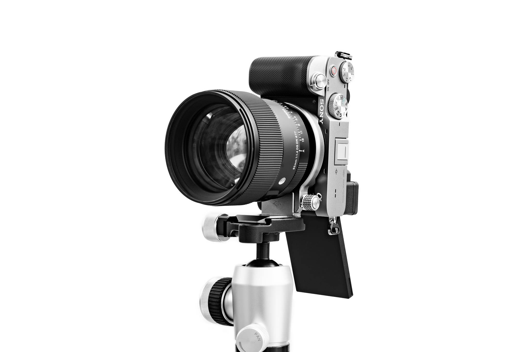 Silence Corner Atoll S - Silver | Rotating Collar for Sony Mirrorless Cameras | Fast Orientation Change (Vertical/Horizontal), Easily Change Lenses, Universal Tripod Mounting, Faster Than L-Bracket