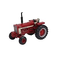Britains International Harvester Formall 1066, Collectable Tractor Toy, Tractor Toys Compatible with 1:32 Scale Farm Animals and Toys, Suitable for Collectors and Children from 3 Years