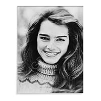 Famous Fashion Brooke Shields Black And White Portrait Beautiful Art Poster (1) Canvas Painting Posters And Prints Wall Art Pictures for Living Room Bedroom Decor 12x16inch(30x40cm) Unframe-style