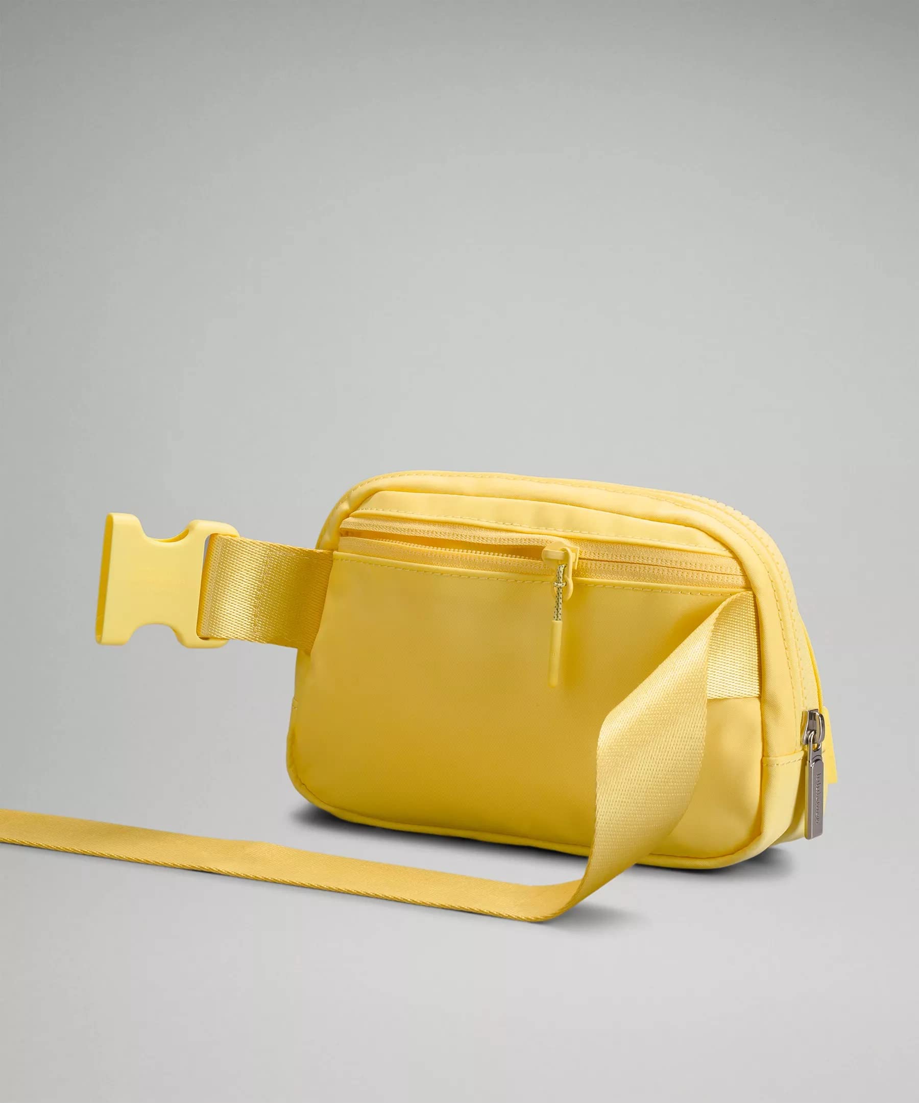Lululemon Everywhere Belt Bag 1L (Honey Lemon)