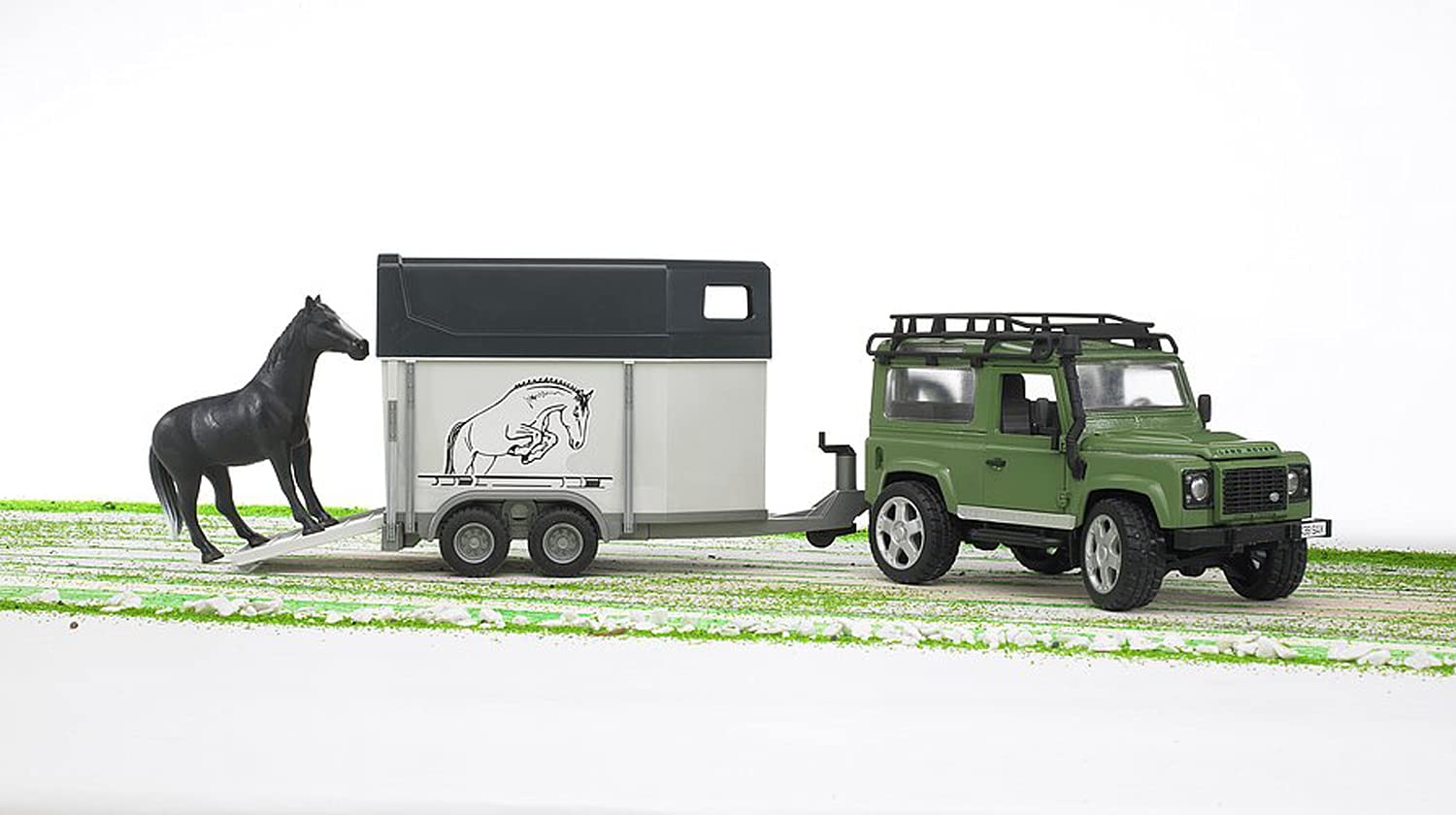 Bruder Toys (2592) Land Rover Defender Station Wagon with Horse Trailer & Horse