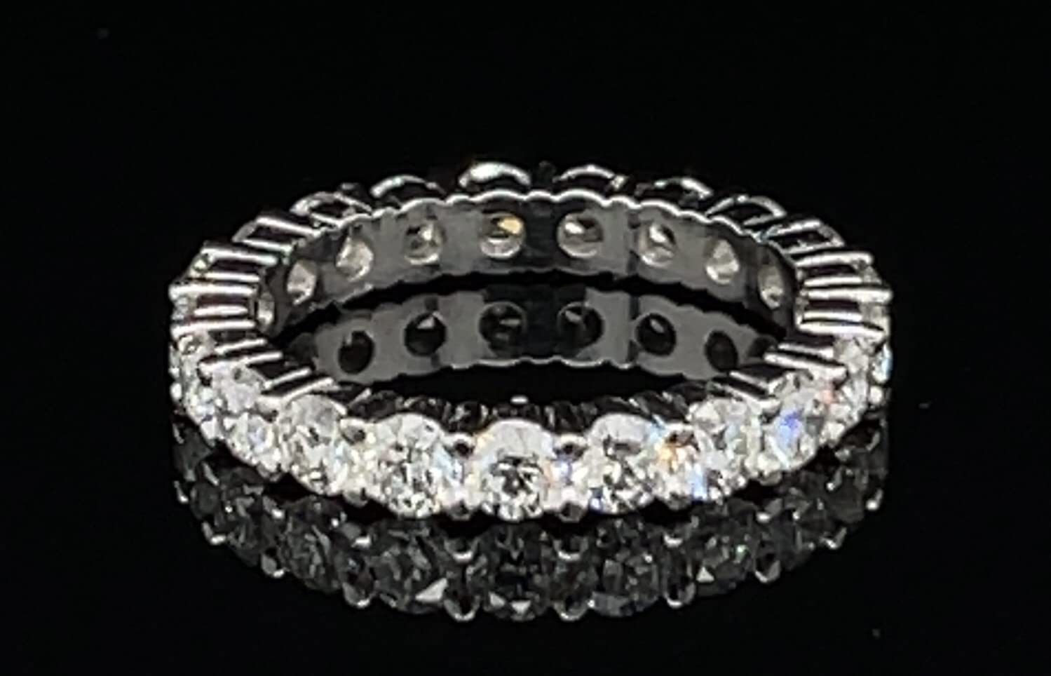 Diamond Eternity Band Ring set in Platinum 1.88 Carats DE VVS/VS