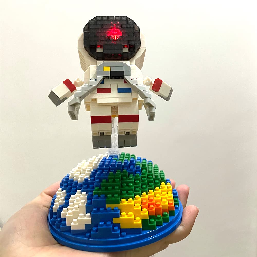 Uvini Building Blocks Astronaut Model with Light STEM Building Toy Micro Blocks for Adults or Teens Gifts Spaceman Mini Blocks Set DIY Bricks Toys 617PCS