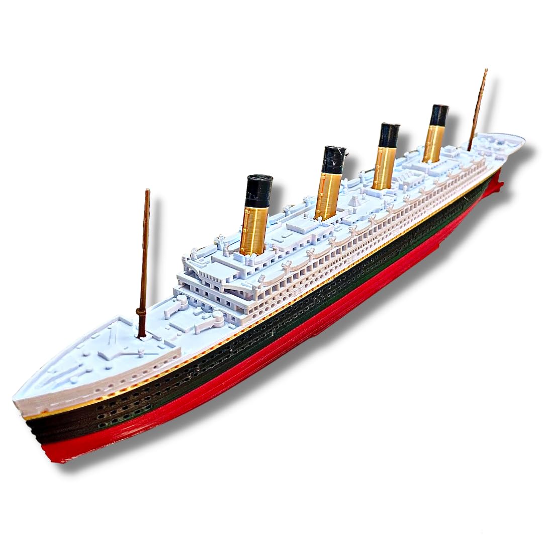 Fabulous Titanic Cakes - Between The Pages Blog