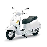 VESPA 150 GS SILVER METALLIC 1/12 DIECAST MOTORCYCLE MODEL BY NEW