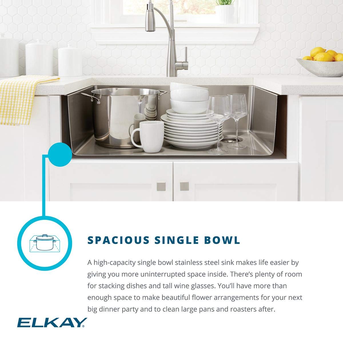 Bồn rửa chén Elkay ECTRUF30179RC với chất liệu thép không gỉ làm tăng tính thẩm mỹ của không gian bếp. Với các tính năng tuyệt vời, sản phẩm này không chỉ đáp ứng được nhu cầu sử dụng mà còn tạo nên sự khác biệt và sự sang trọng cho không gian bếp. Hãy cùng khám phá những sản phẩm thiết kế nội thất Elkay để trang trí không gian sống của bạn.