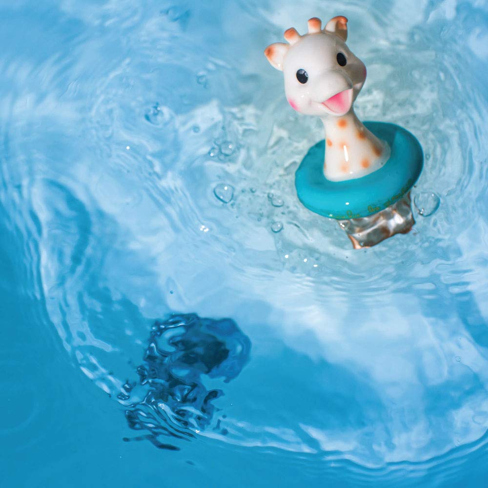 Vulli Sophie Giraffe Bath Toy - Colors May Vary