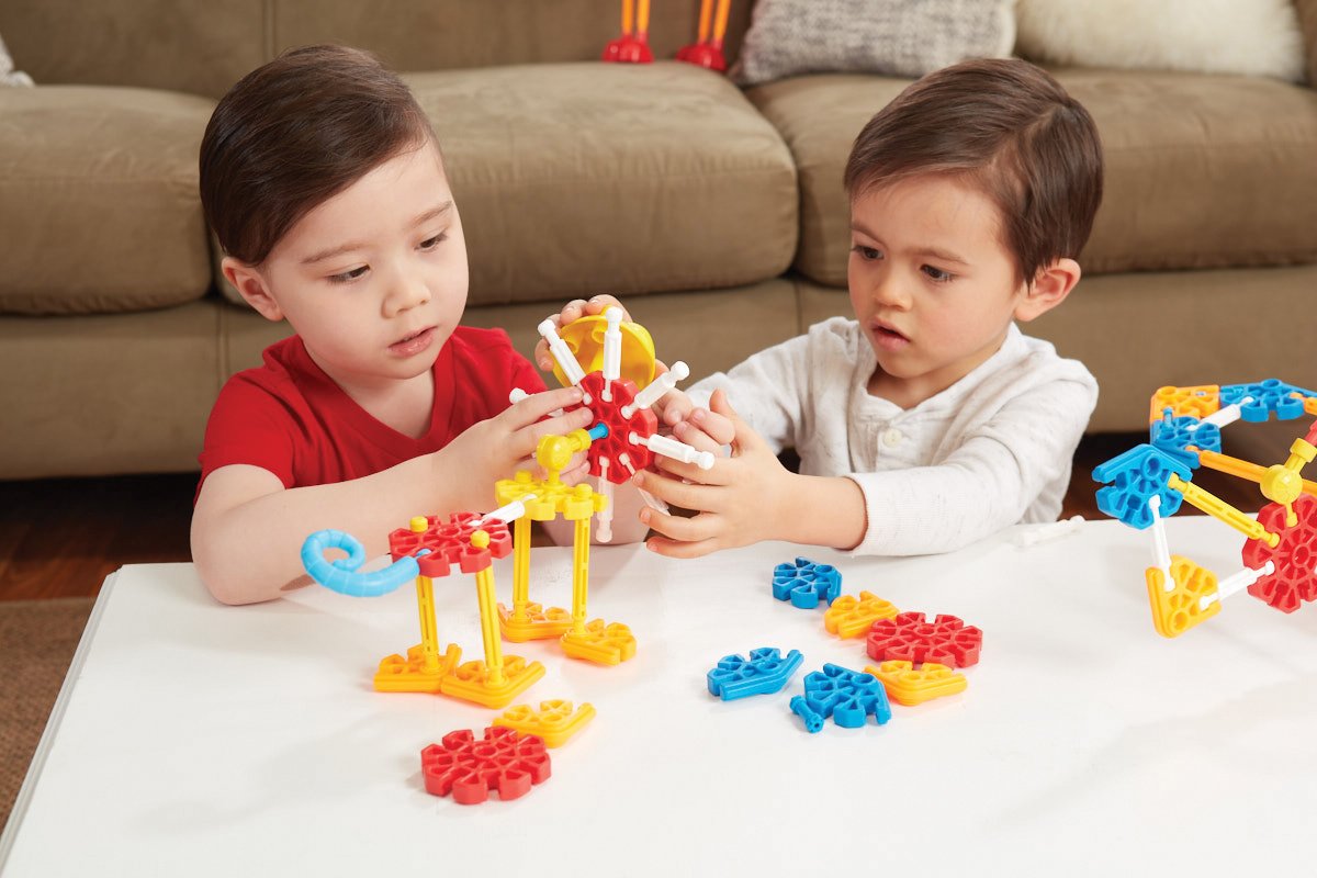 KID K’NEX – Oodles of Pals Building Set – 116 Pieces – Ages 3 and Up Preschool Educational Toy (Amazon Exclusive)