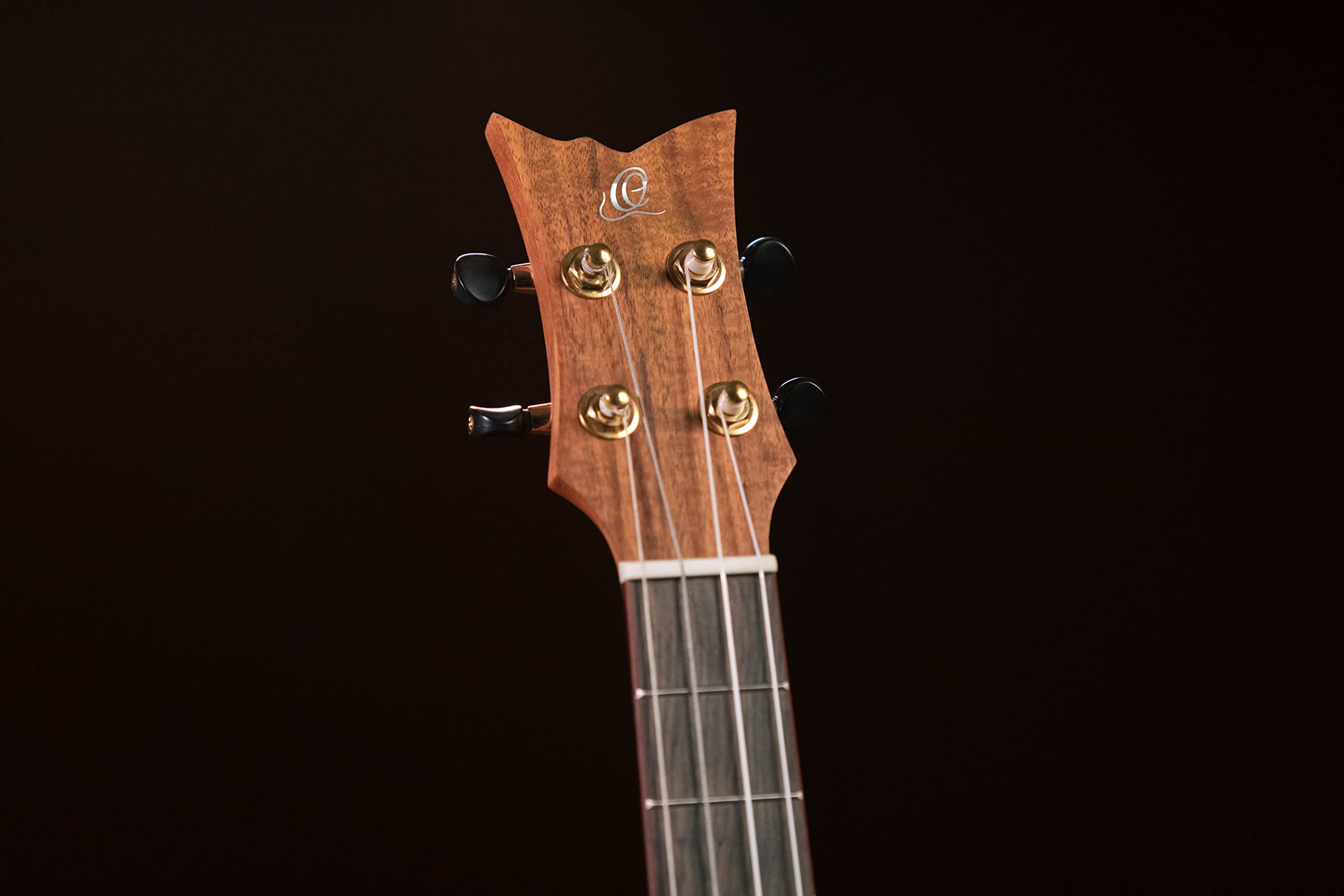 Amazon　Baritone　trên　4-String　Top　(RUACA-BA)　Mua　Right　w/Bag,　chính　Solid　Series　2023　Ortega　Guitars,　Giaonhan247　Mỹ　Timber　Ukulele　hãng