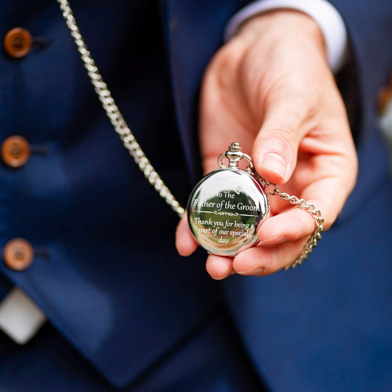 FJ FREDERICK JAMES Father of The Groom Gifts - Engraved 'Father of The Groom' Pocket Watch - Wedding Gifts for Father of The Groom from Groom & Bride