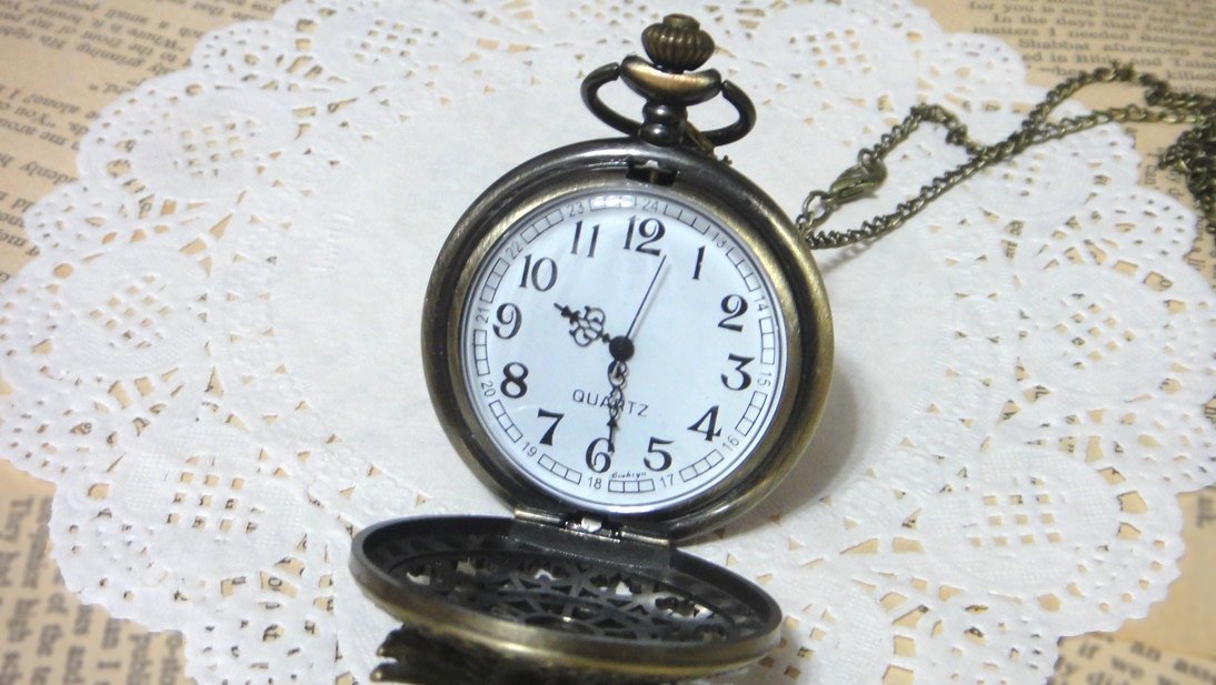 Alice in Wonderland Pocket Watch Necklace - Vintage Style Alice Backwards Clock Pendant - Steampunk Brass White Rabbit Charm Pocket Watch