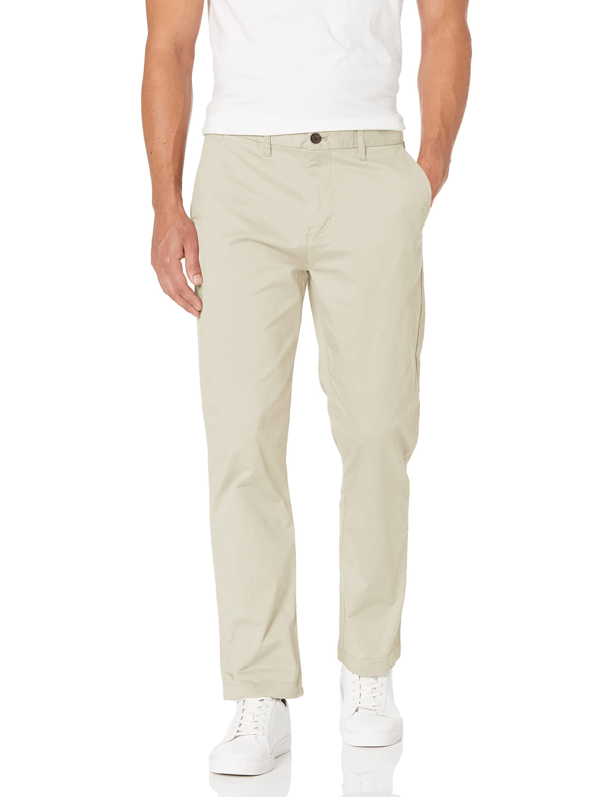 Tommy Hilfiger Men's Comfort Stretch Cotton Chino Pants in Regular Fit