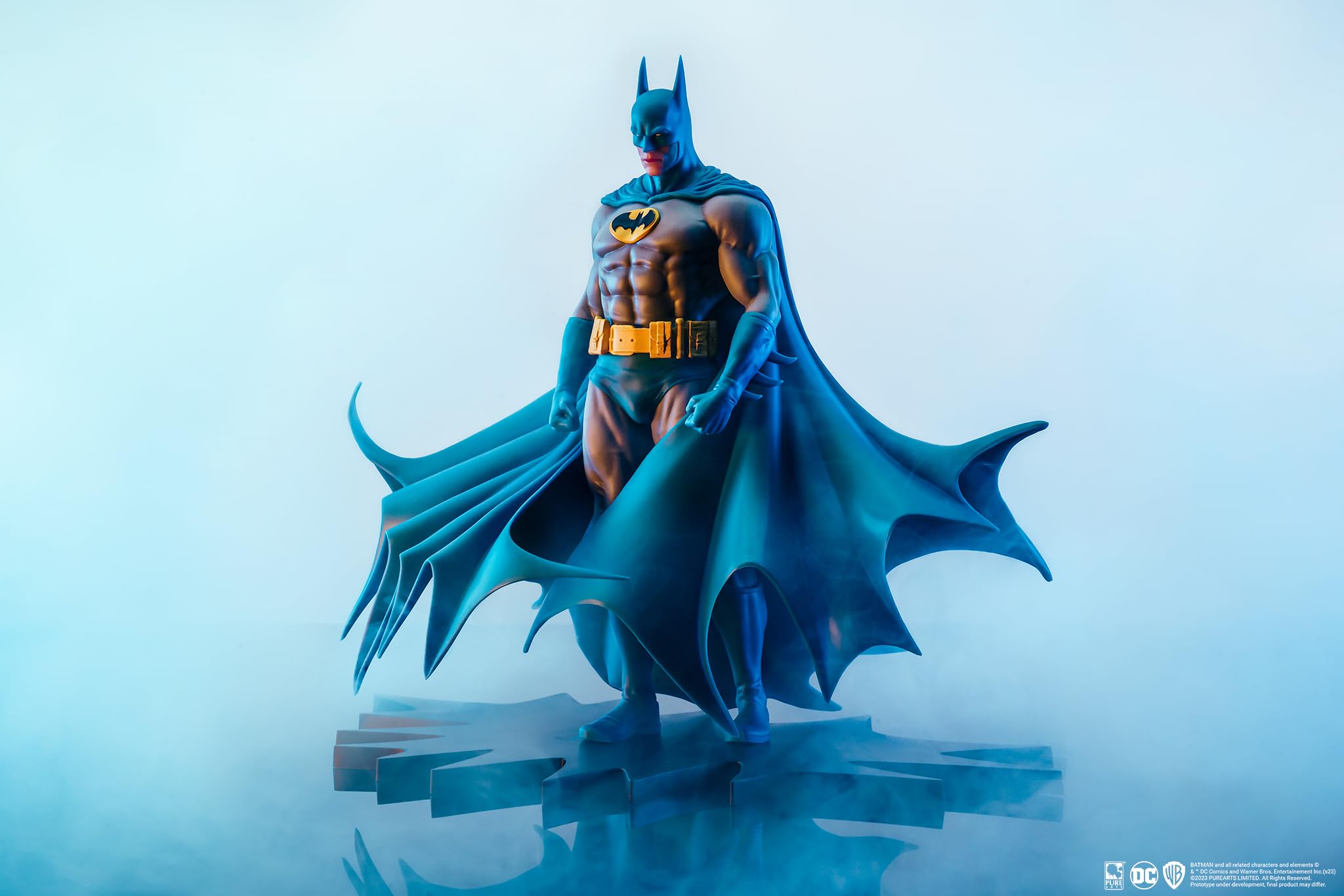 DC Heroes: Batman (Classic Version) Previews Exclusive 1:8 Scale Statue