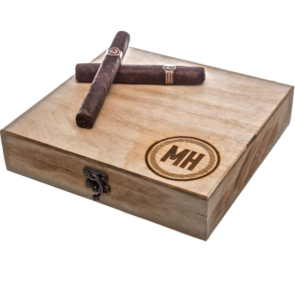 Swanky Badger Personalized Cigar Box – Wooden Cigar Holder Groomsmen Gift – Includes Custom Laser Engraving – 9 x 8.5 x 2 Inches (Circle)