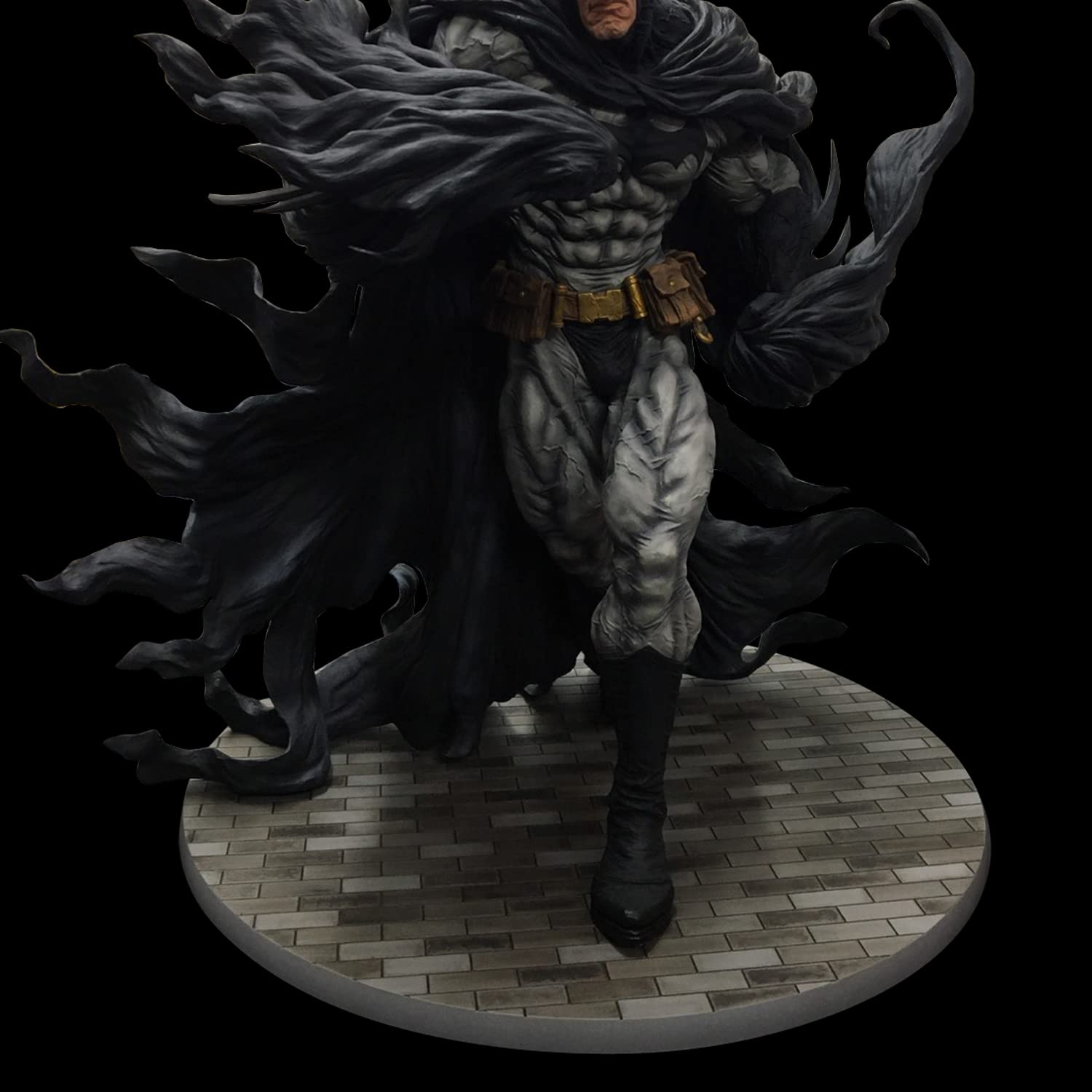 Union Creative DC Comics: Batman (Hard Black) Sofbinal Vinyl Figure, Multicolor