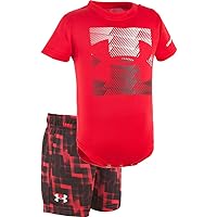 Under Armour Baby-Boys' About To Go Off Set