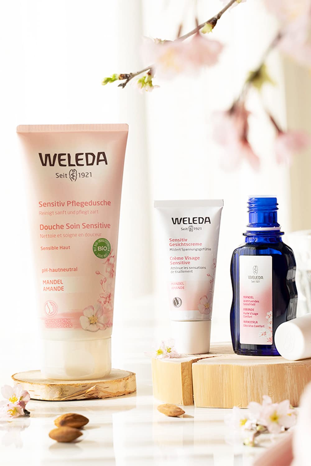 Weleda Soothing Almond Body Wash, 6.8 Fluid Ounce, Gentle Plant Rich Cleanser with Sweet Almond Oil for Sensitive Skin