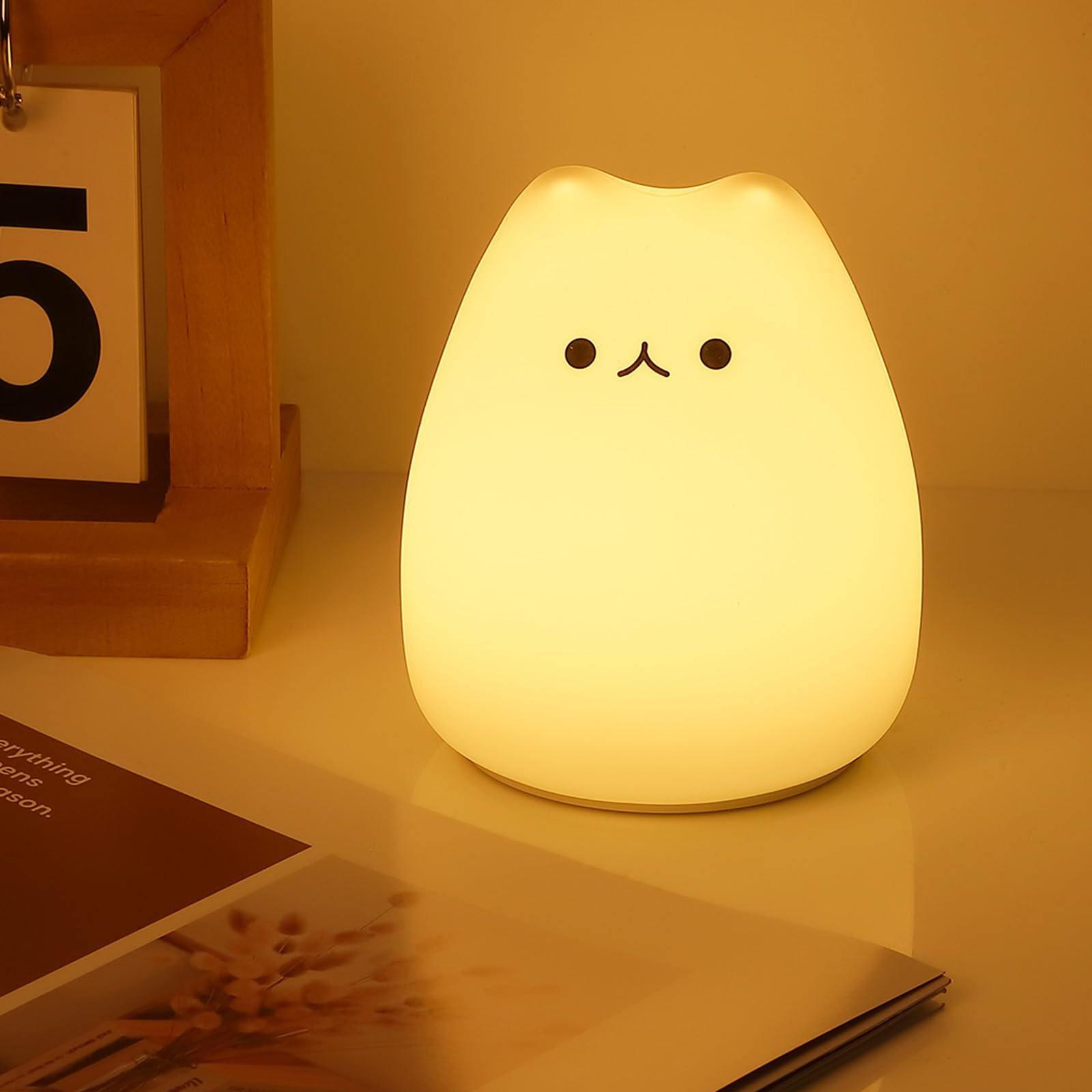 Litake LED Cat Night Light, Battery Powered Kitty Night Light with Tail, Silicone Multicolor Cute Cat Lamp with Warm White and 7-Color Breathing Mode, Gifts for Women Teen Girls Baby