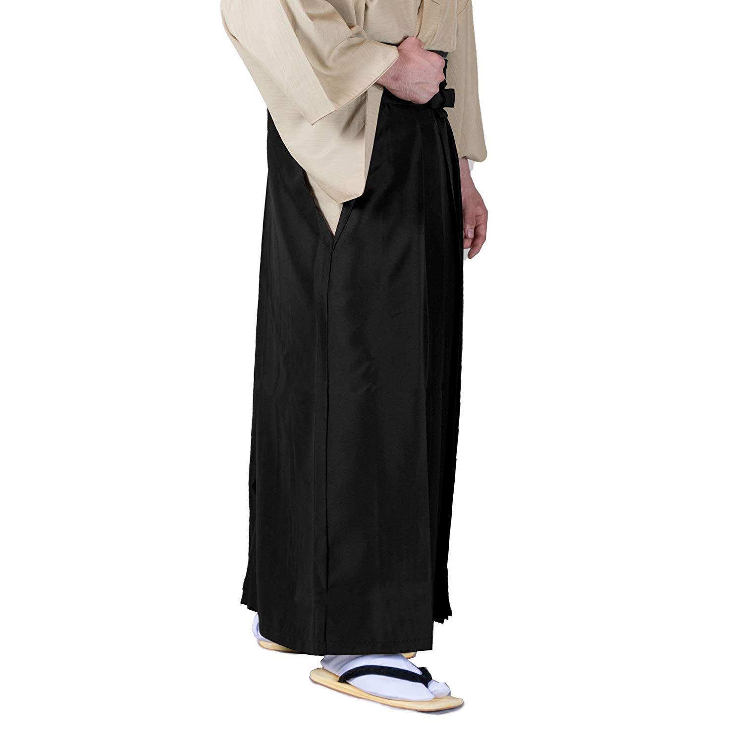 All about Hakama – a fashion and martial arts item with deep meaning |  Buyee Blog