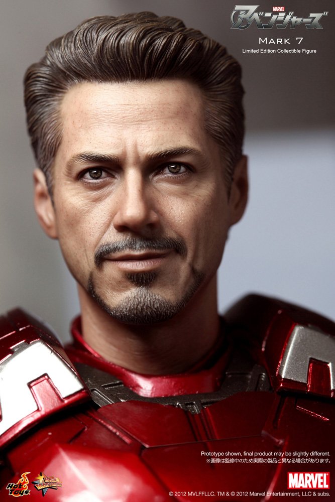 Hot Toys Iron Man Mark VII The Avengers 1:6 Scale 12