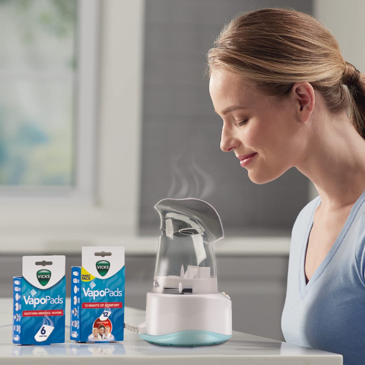 V1200 Vicks Personal Steam Inhaler with Soft Face Mask for Targeted Steam Relief, Aids with Sinus Problems, Congestion, Cough, Use with Soothing Menthol Vicks VapoPads